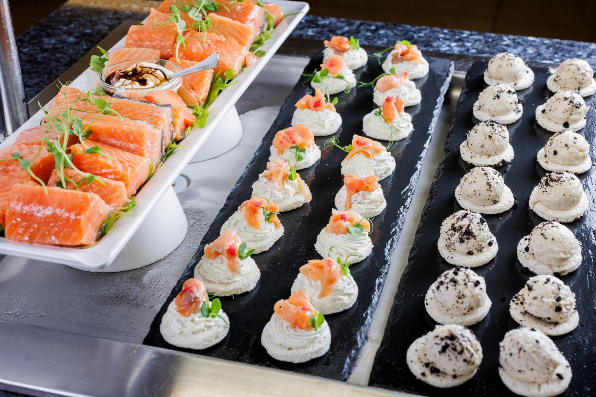 Hotel Slovenija - Terme & Wellness Lifeclass ปอร์โตรอซ ภายนอก รูปภาพ Canapés